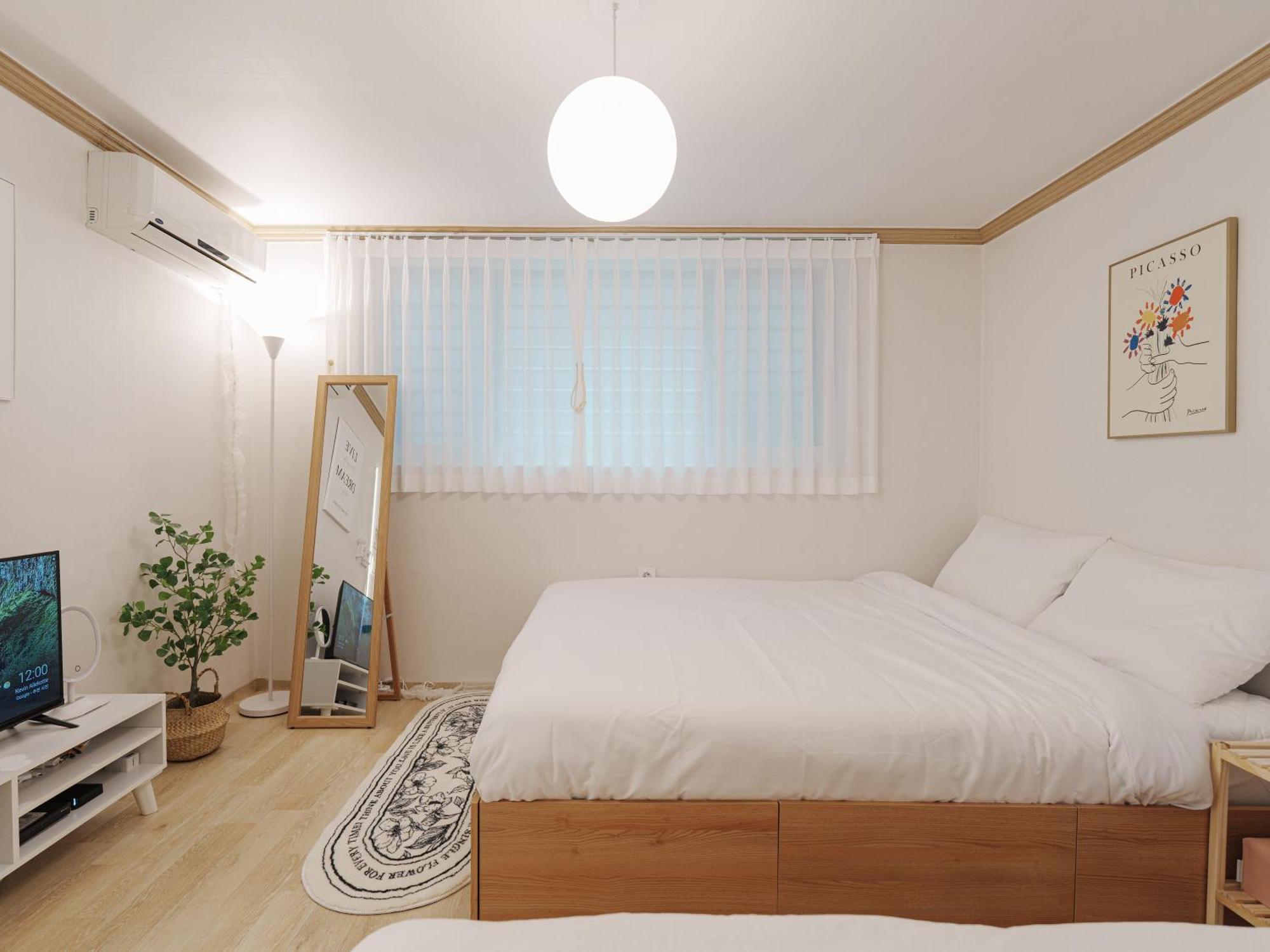 Hue House Guest house *